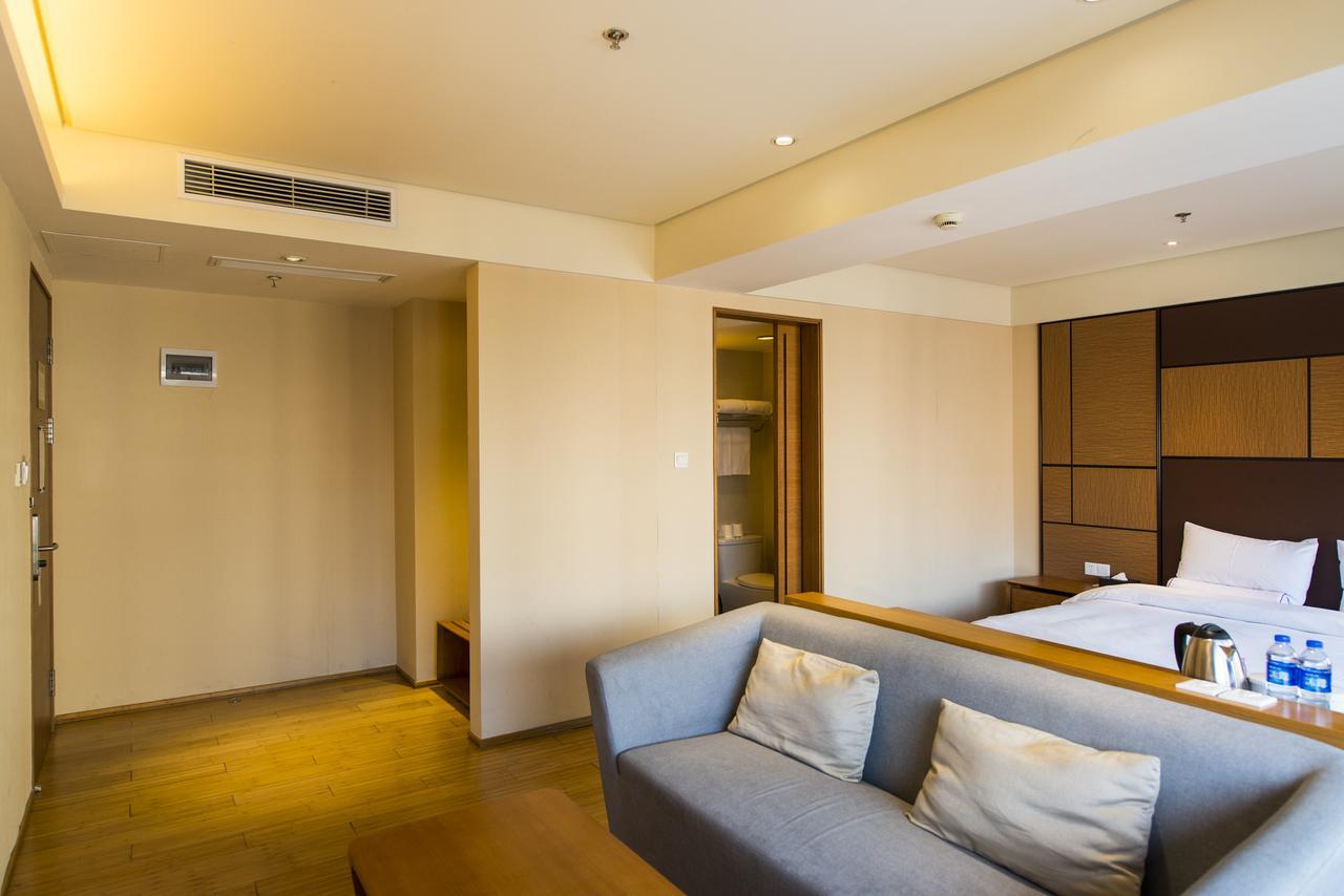 JI Hotel Shanghai Guangda Liuzhou Road Exteriér fotografie